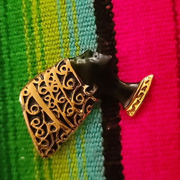 Vintage Nefertiti Egyptian Pharaoh Cameo Pin - Picture 4 of 5